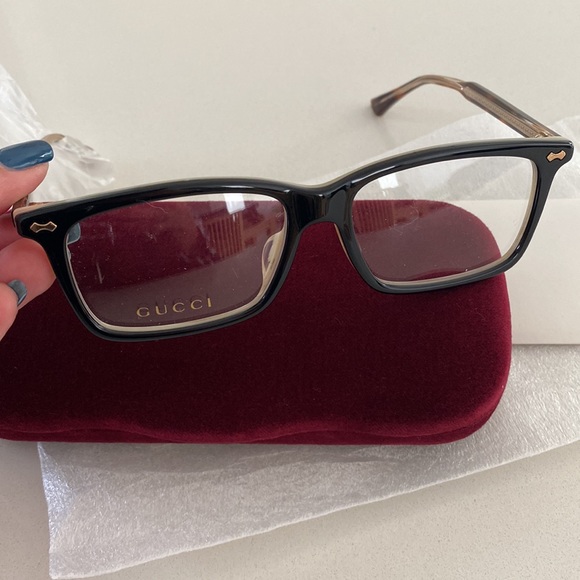 Gucci Frames GG0191OA black and pearl white - Picture 4 of 7